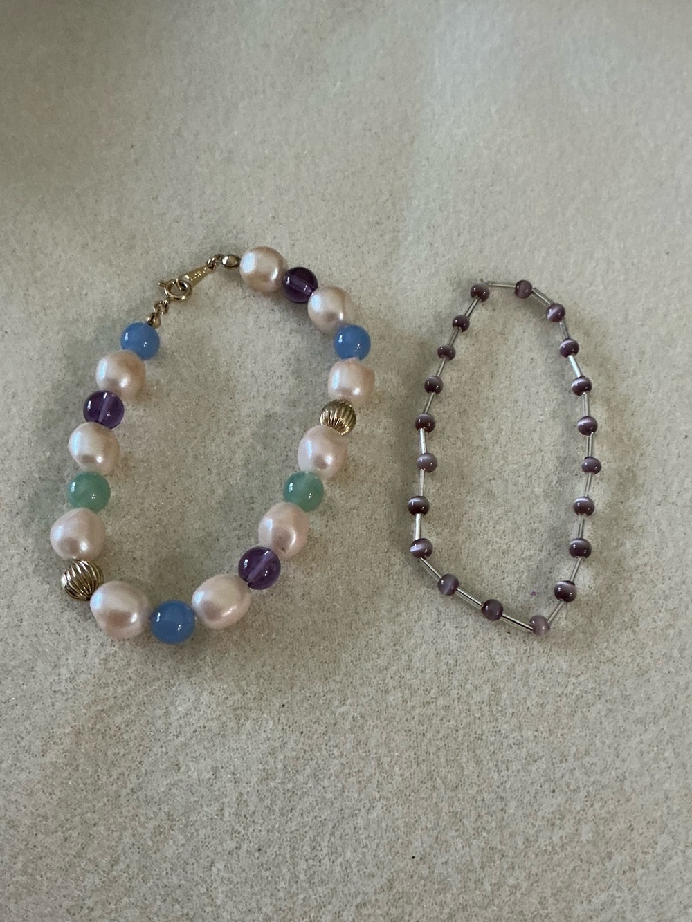 Multi-Color Pearl & Bead Bracelet - 8” and stretch